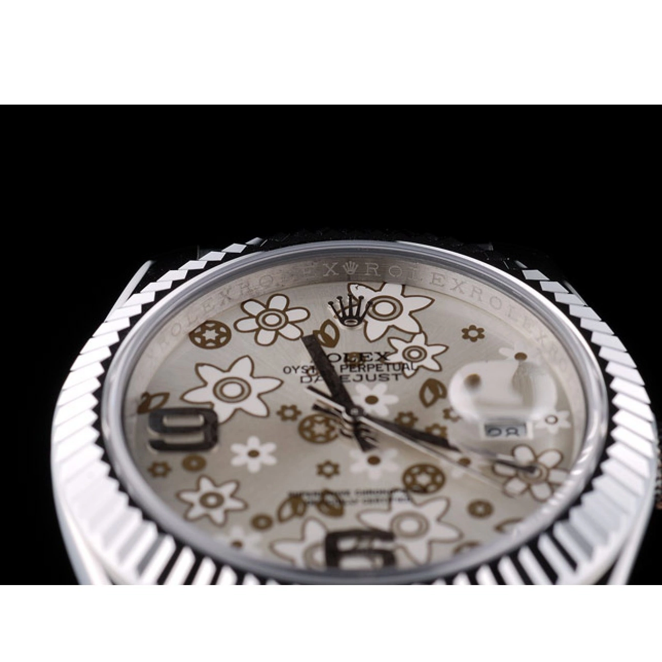 Aaa replica Rolex Dial Silver DateJust Swiss Bezel Steel Ribbed Flower 42001 Stainless 0803